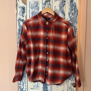Pendleton women’s flannel Large
